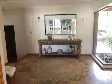 Vende Excelente y Maravillosa Casa, 486m2 en Bosques de Montemar, Concón