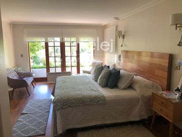 Vende Excelente y Maravillosa Casa, 486m2 en Bosques de Montemar, Concón