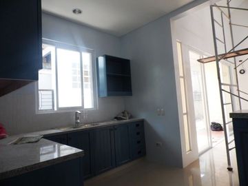 4 Bedroom House for Rent in Friendship Angeles City