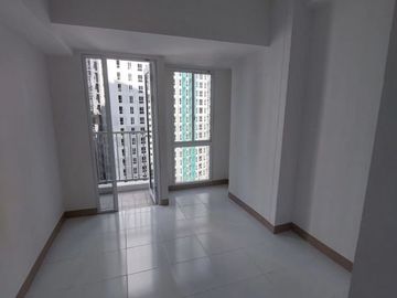 Disewakan sangat murah apartemen tokyo riverside,PIK