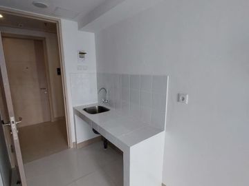 Disewakan sangat murah apartemen tokyo riverside,PIK