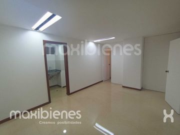 local en arriendo en laureles. Cod A71370