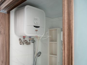 DIJUAL APARTEMEN SKYHOUSE TYPE 1BR SEMI FURNISHED DI BSD