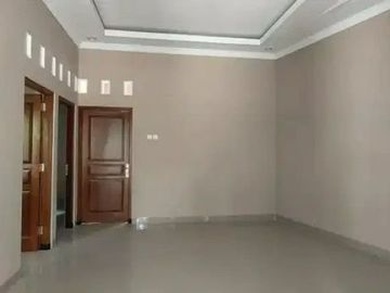 Dijual Rumah 300 Juta-an di Dekat Perum Purwomartani