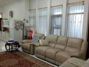 Dijual rumah di kertajaya indah, Surabaya