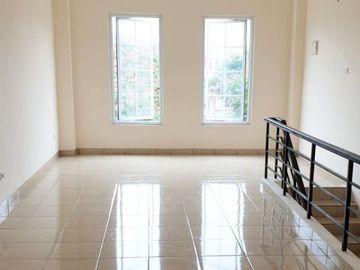 DIJUAL RUKO 3 LANTAI COCOK UNTUK USAHA DI BOULEVARD GADING SERPONG