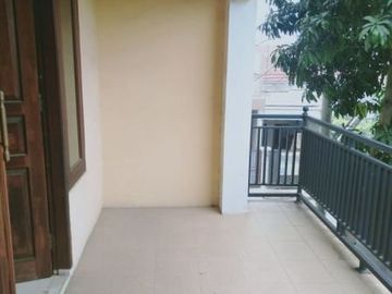 Rumah mutiara gading siap huni