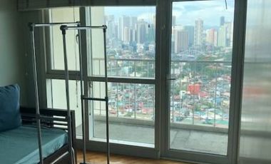 Rush Condominium for Sale 2 Bedrooms: 2BR Flat Condo for Sale in Manansala Tower Rockwell Center Makati