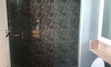 Rush Condominium for Sale 2 Bedrooms: 2BR Flat Condo for Sale in Manansala Tower Rockwell Center Makati
