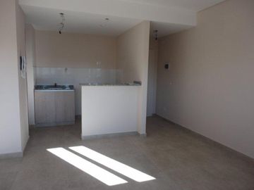 VENTA DE DEPARTAMENTO 2 AMBIENTES A ESTRENAR - CON COCHERA - PRIMER PISO AL FRENTE