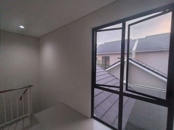 Rumah Baru Gress Siap Huni Kawasan Northwest Lake Citraland