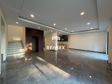 Investasi terbaik! Private pool, rumah Hook 2 lantai terbaik di cluster jelita alam sutera