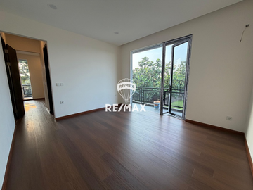 Investasi terbaik! Private pool, rumah Hook 2 lantai terbaik di cluster jelita alam sutera