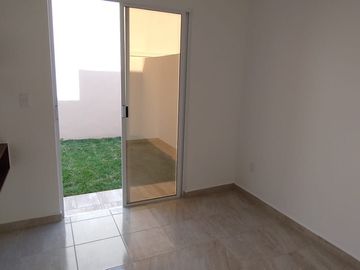 CASA EN CONDOMINIO EN PREVENTA CON RECÁMARA EN PLANTA BAJA EN TEZOYUCA, MORELOS
