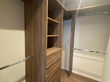 DEPARTAMENTO EN VENTA EN TECAMACHALCO CON BALCON.