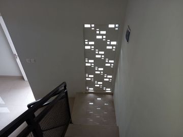 Jual rumah mewah cantik rasa villa di pusat kota bandung dkt terminal cicaheum
