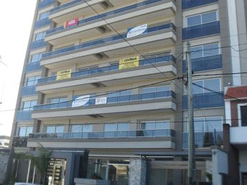 Departamento en venta en Remedios de Escalada Oeste