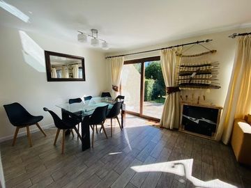 Casa en Venta en Alicura 10