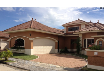 CASA 3 RECMARAS 744 M2 DE TERRENO, EN COSTA SUR
