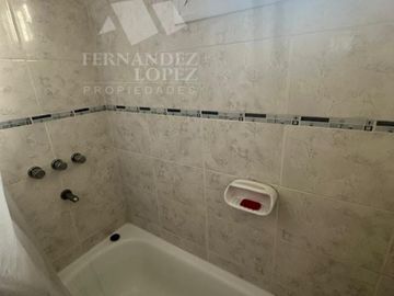 Departamento en venta en Ezpeleta Este