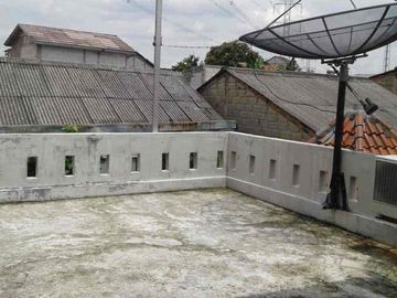 Rumah Ciledug beserta Kontrakan 2 Pintu Strategis Bebas Banjir