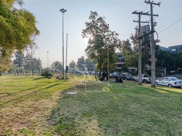 Acogedro en excelente ubicación, con vista despejada
