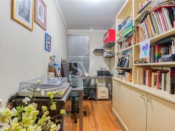 Acogedro en excelente ubicación, con vista despejada