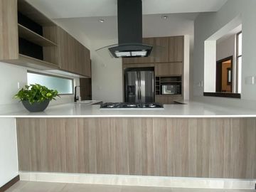Casa nueva  en venta   fracc viñedos en  Colina Real en Torreón, Coahuila.