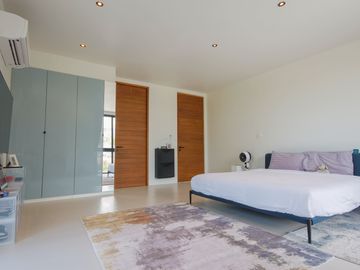 5 Bedrooms Fully Renovated House in Laguna Homes