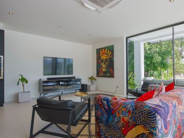 5 Bedrooms Fully Renovated House in Laguna Homes