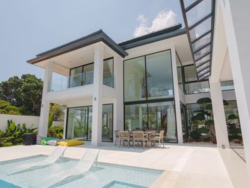 5 Bedrooms Fully Renovated House in Laguna Homes