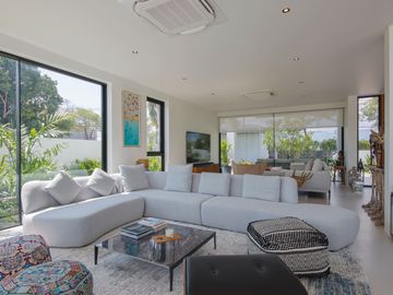 5 Bedrooms Fully Renovated House in Laguna Homes