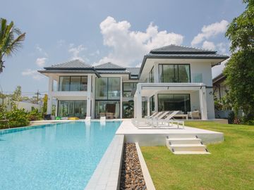 5 Bedrooms Fully Renovated House in Laguna Homes