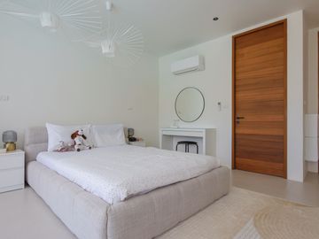 5 Bedrooms Fully Renovated House in Laguna Homes