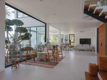 5 Bedrooms Fully Renovated House in Laguna Homes