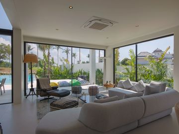 5 Bedrooms Fully Renovated House in Laguna Homes