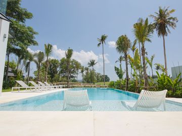 5 Bedrooms Fully Renovated House in Laguna Homes