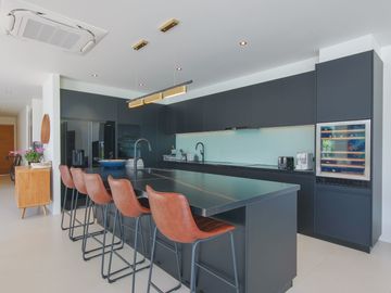5 Bedrooms Fully Renovated House in Laguna Homes