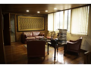 VENDE / ALQUILA EDIFICIO SECTOR SAMECO CALI