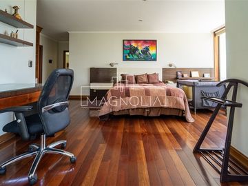 Departamento Duplex de 5 dorm. en Lo Barnechea