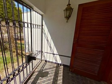 CASA EN CALLE OMBU 2374 BARRIO BIMACO
