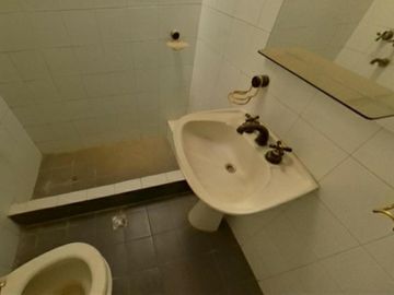 CASA EN CALLE OMBU 2374 BARRIO BIMACO