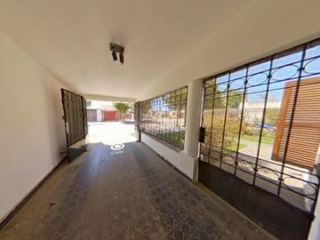 CASA EN CALLE OMBU 2374 BARRIO BIMACO