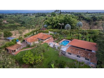 Se Vende o Permuta Hermosa Finca Vía Alcalá