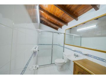 Se Vende o Permuta Hermosa Finca Vía Alcalá
