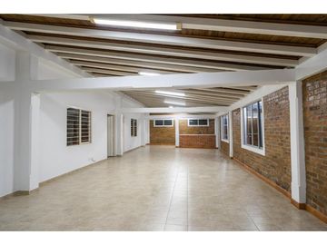 Se Vende o Permuta Hermosa Finca Vía Alcalá