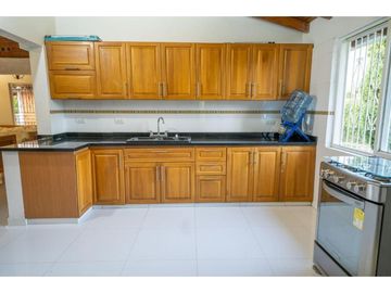 Se Vende o Permuta Hermosa Finca Vía Alcalá