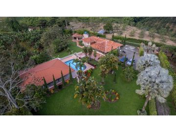 Se Vende o Permuta Hermosa Finca Vía Alcalá