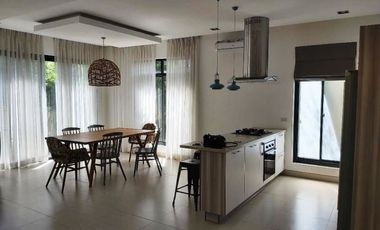 House for rent in Cebu City, Gated Modern Design 3-br furnished