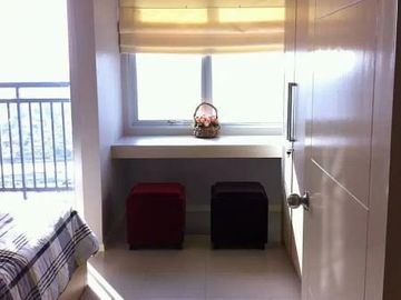 JUAL 1BR Good Condition Apartemen Cosmo Terrace lantai 32